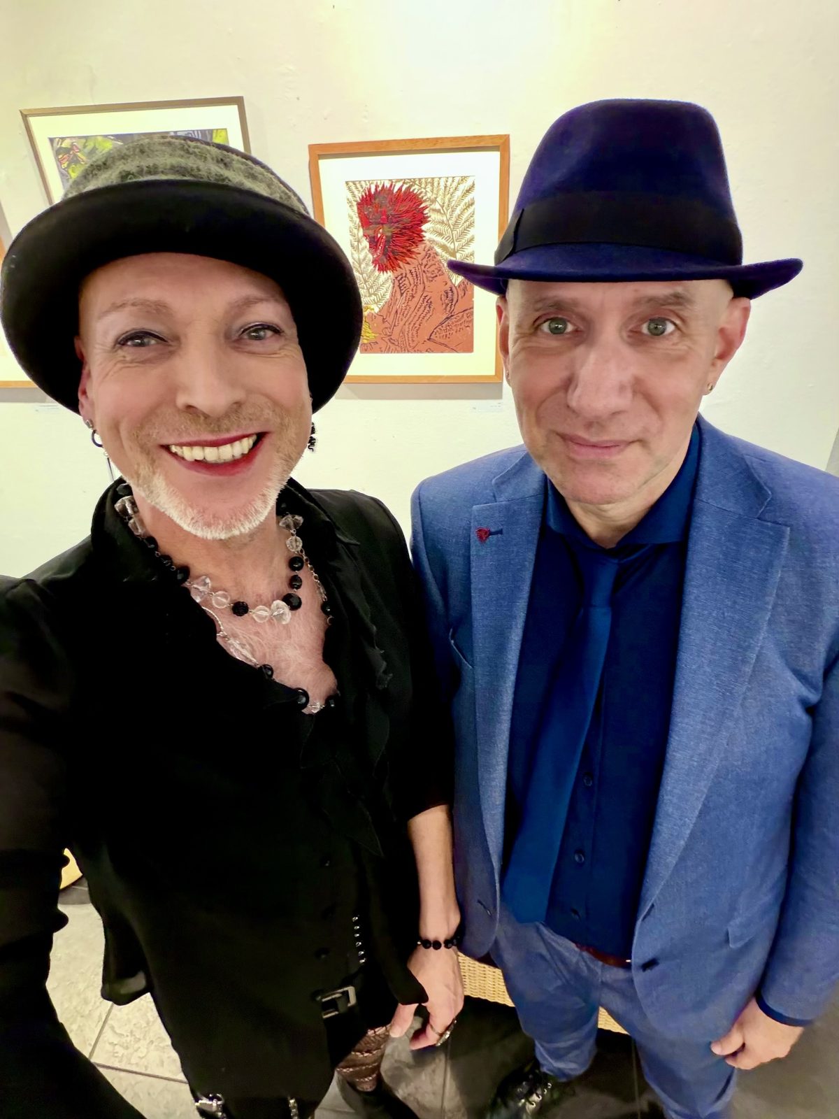 ingoe.deltraut (links) und Sirko Salka (rechts) bei der Buchpremiere in der Buchhandlung Prinz Eisenherz